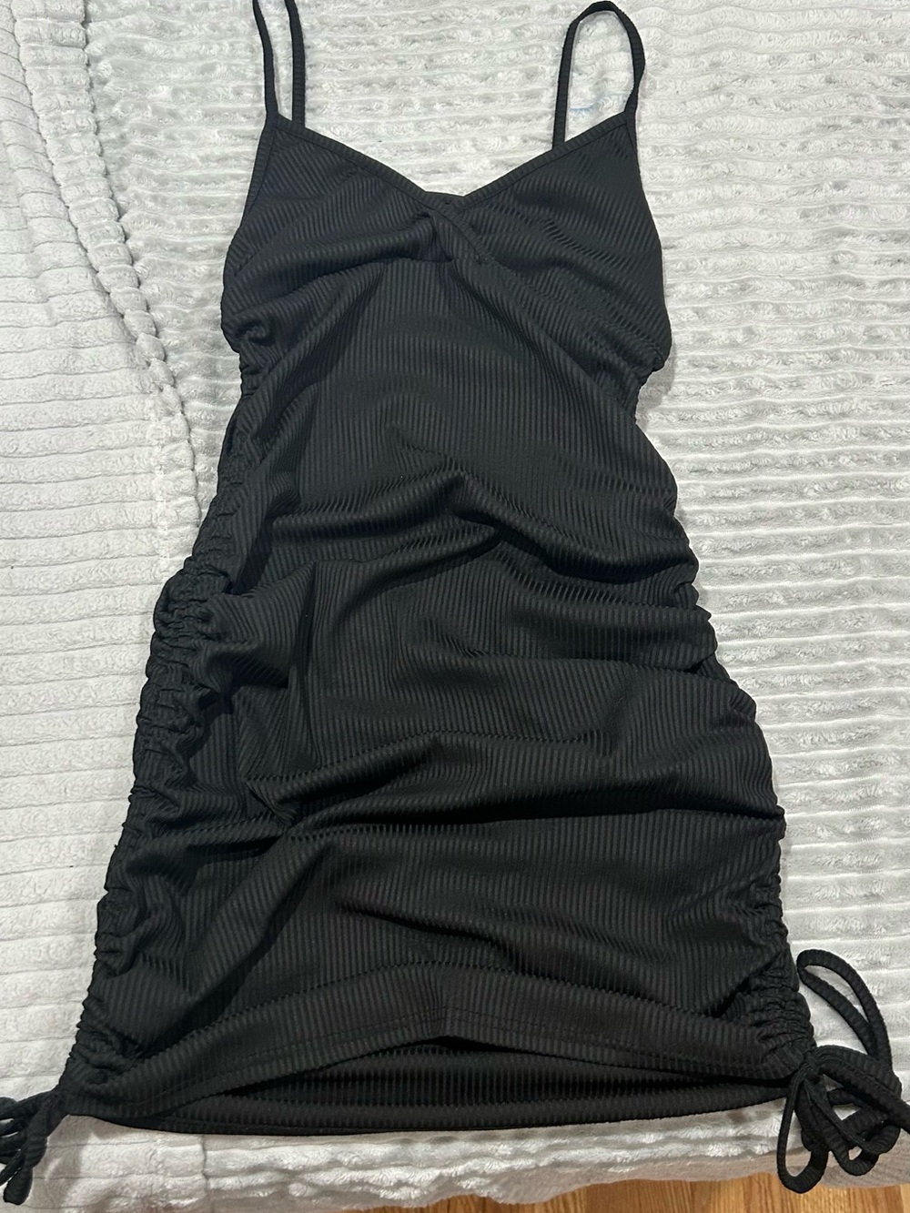 ROMWE Black Ribbed Ruched Spaghetti Strap Slip Dress